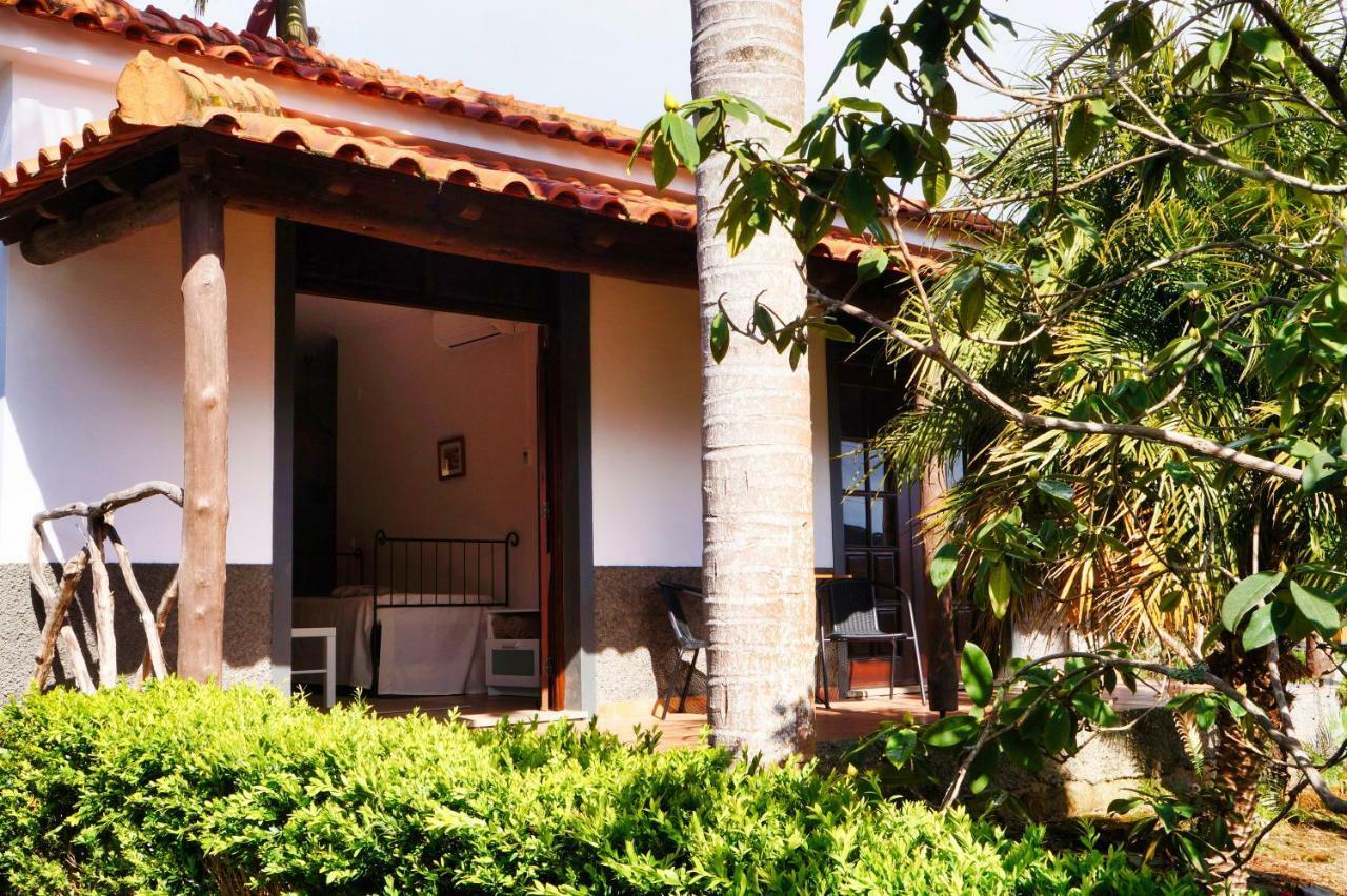 Casas De Campo Do Pomar B&B - Self Check-In サンタナ エクステリア 写真